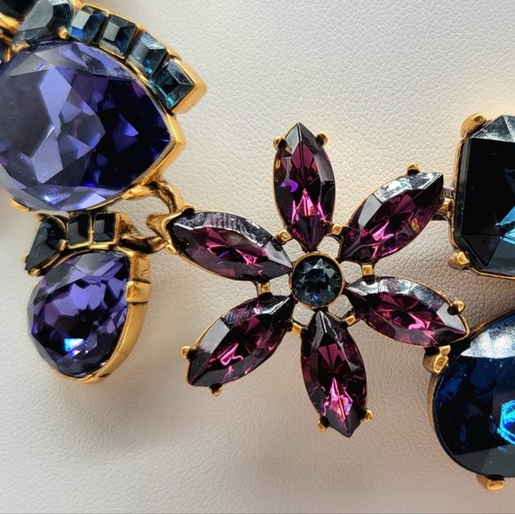 Oscar de la Renta Amethyst, Sapphire Swarovski Crystal Flower Statement Necklace - Picture 7 of 13